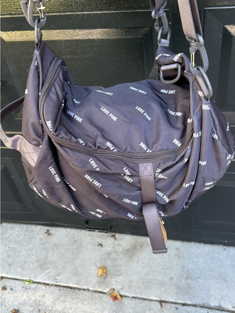PINK Victoria's Secret Black 'Love Pink' Messenger Bag